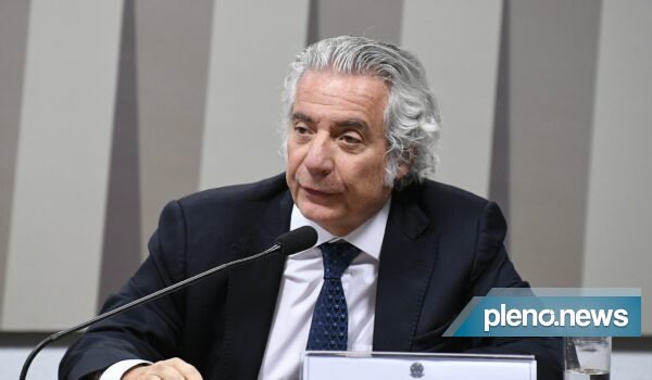 Governo não recebeu mensagem de Pires sobre a Petrobras