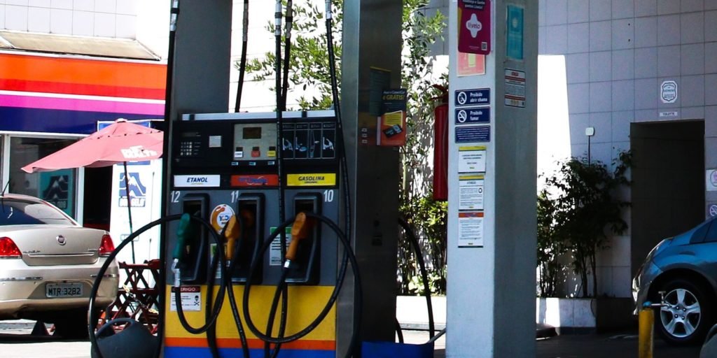 IPCA: preço do combustível impactou alta recorde da inflação oficial