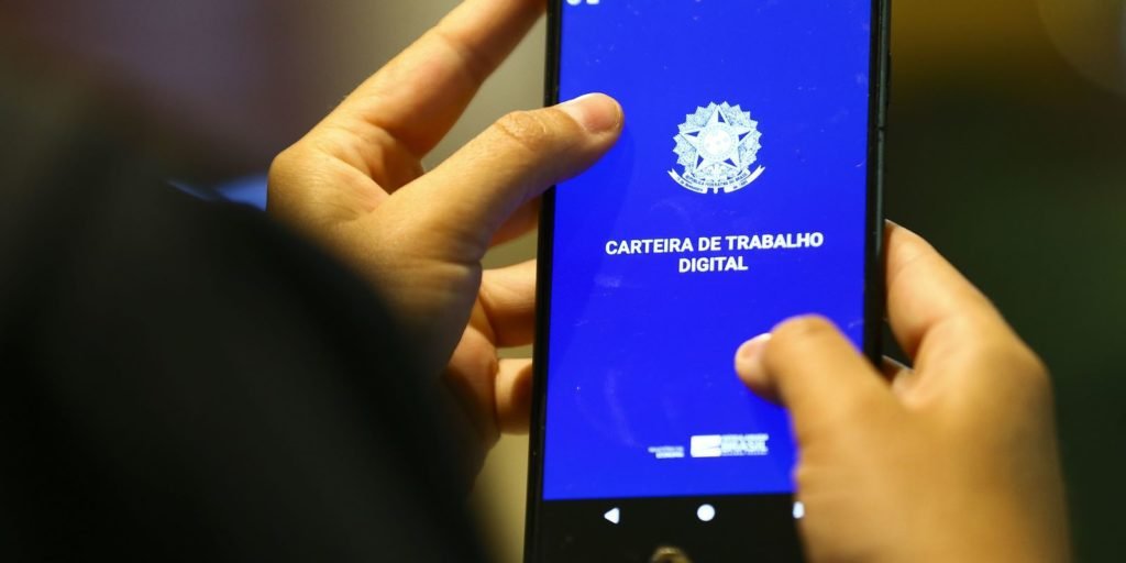 Indicador de emprego da FGV registra menor nível desde agosto de 2020