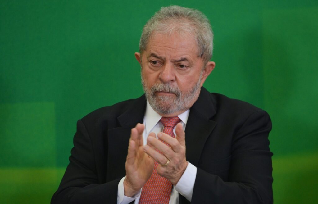 Lula tenta desmentir declaração e diz ser vítima de 'fake news'