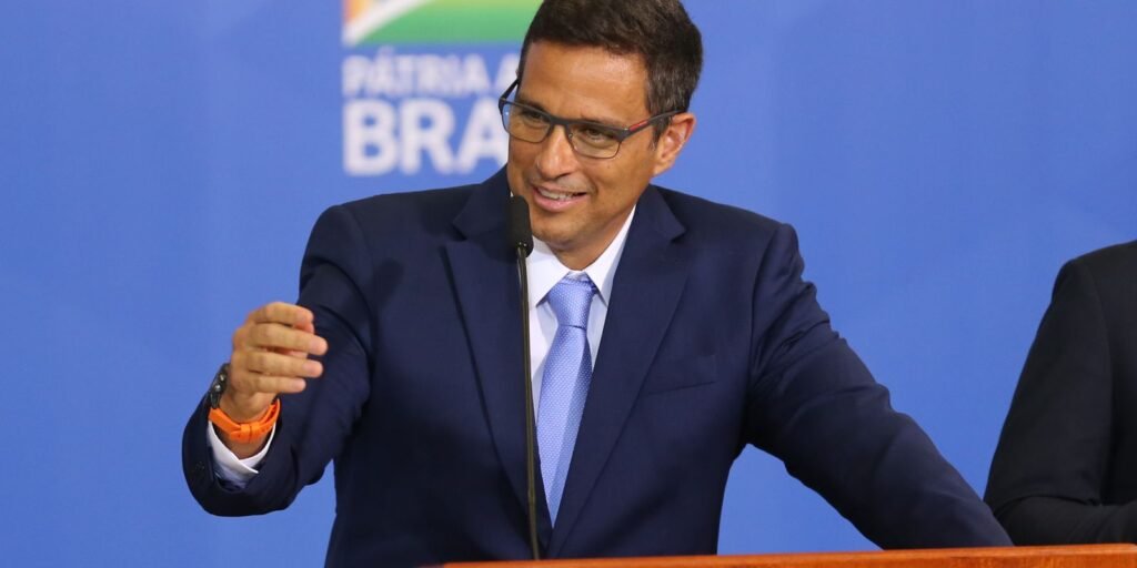 Presidente do BC se diz surpreso com a alta da inflação