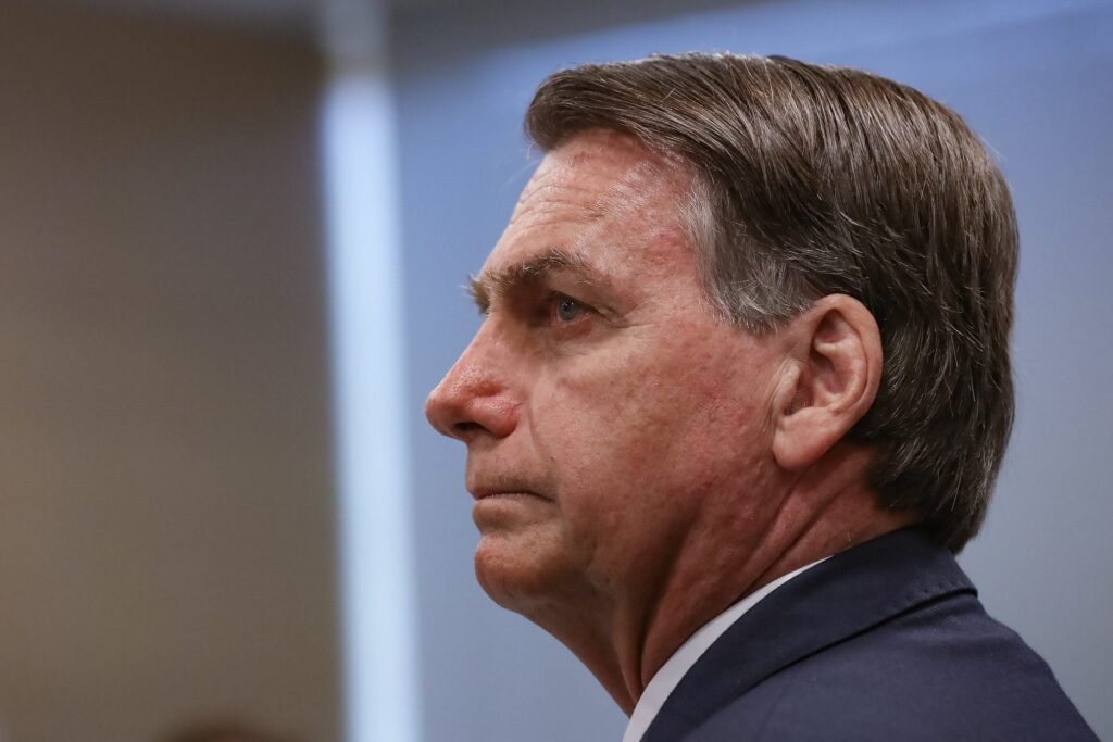 Temer sugere revogar decreto de perdão e Bolsonaro diz “não”