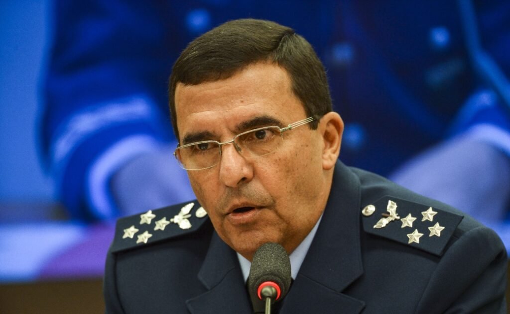 “Forças Armadas cumprirão a lei nas eleições”, diz líder da FAB