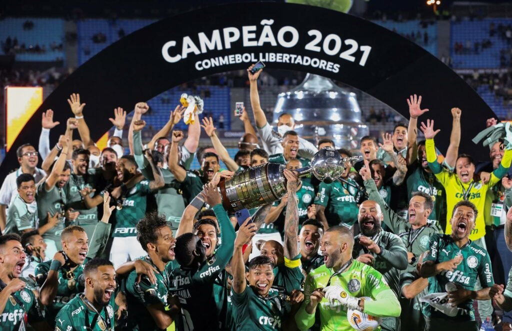 Taça Libertadores volta para a Globo, após três anos no SBT
