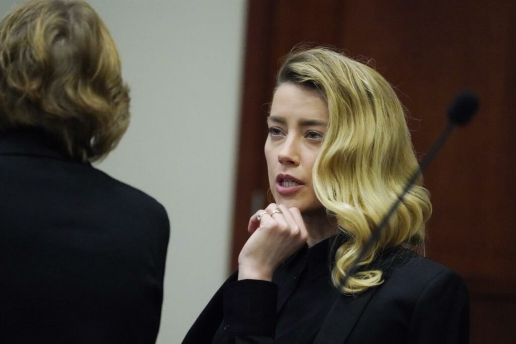 Advogada de Amber Heard diz que atriz não pode pagar Depp