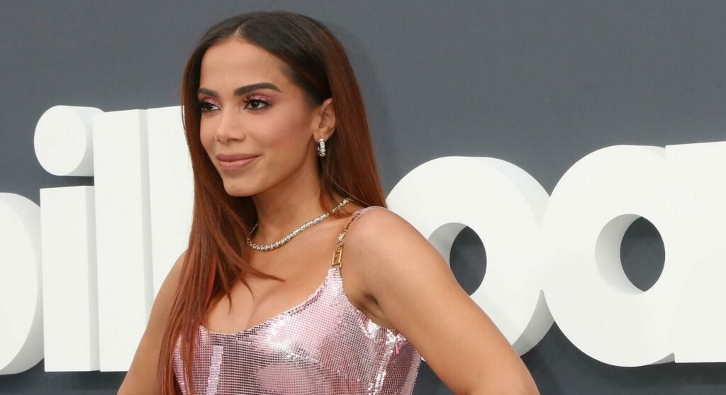 Anitta sobre Zé Neto: “Fez graça comigo, a vida virou tormento”