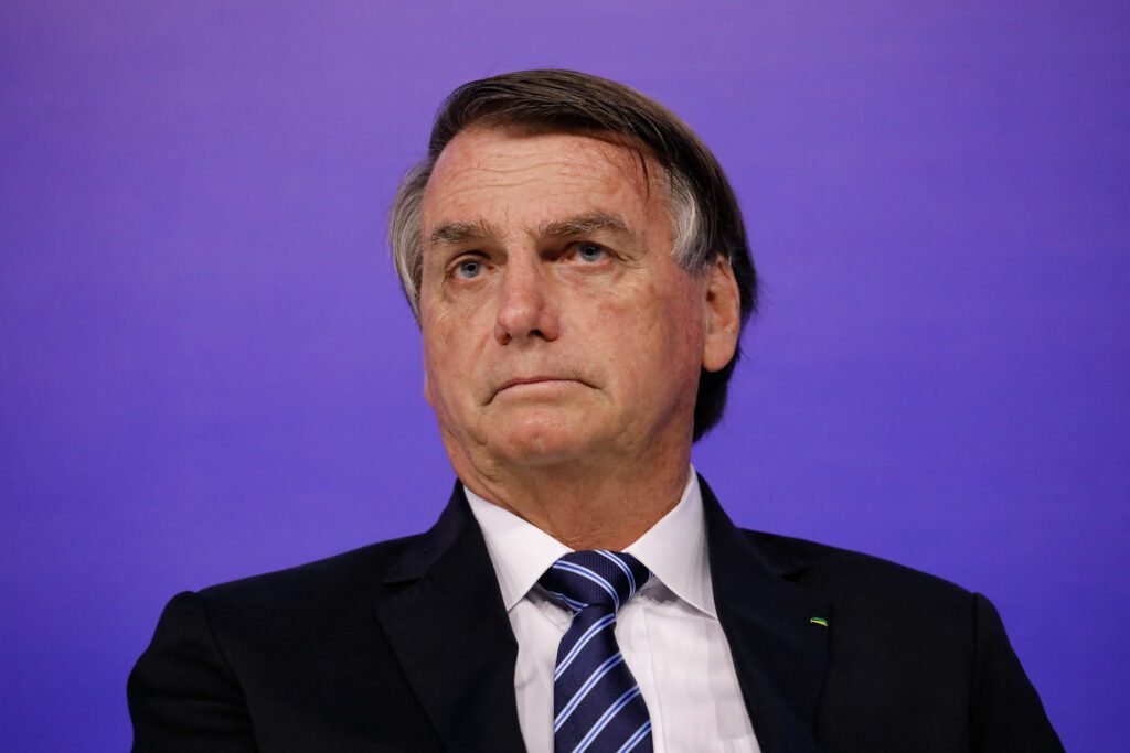 Bolsonaro diz que Datena recebe críticas, mas tem seu apoio