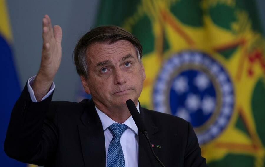 Bolsonaro nega ter pedido ajuda a Biden contra Lula nas eleições