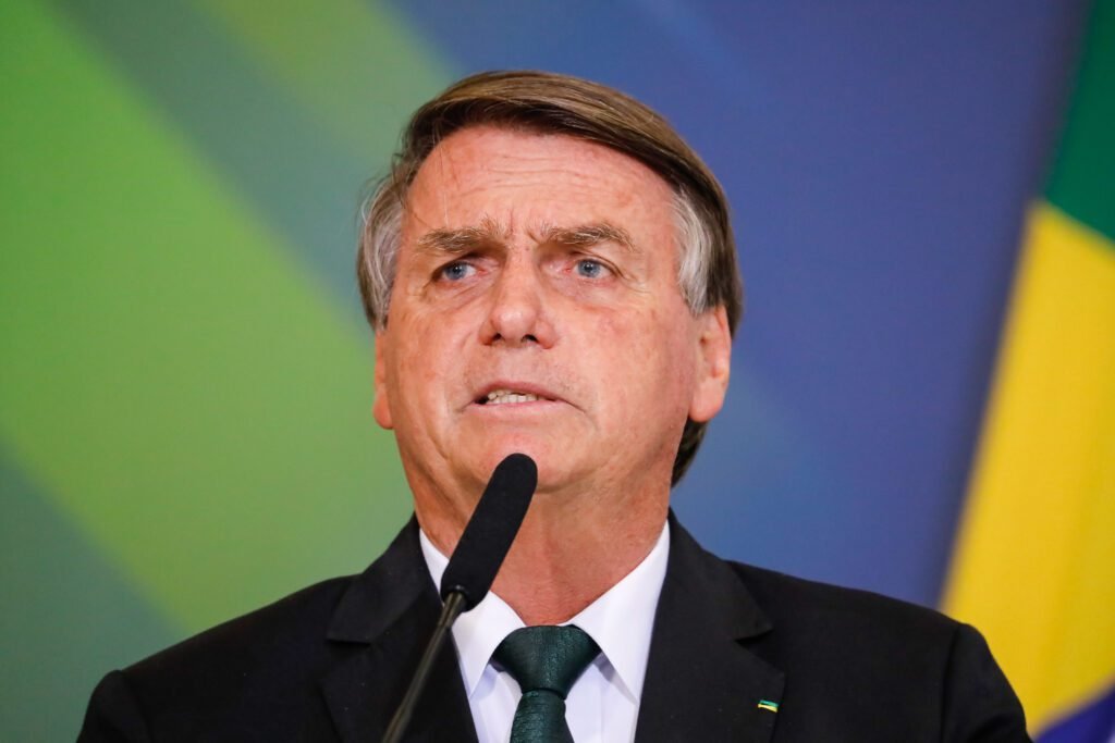Desembargador diz não ver fala sexista de Bolsonaro contra jornalista