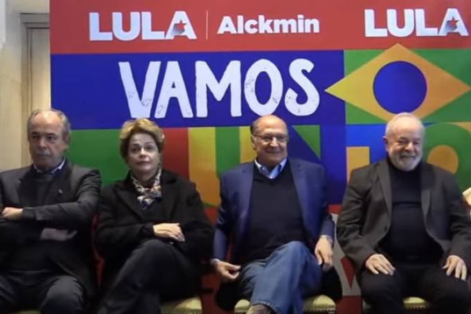Em ato com Lula, Dilma lembra de “parcerias” com Alckmin