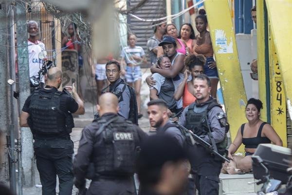 Jacarezinho: Justiça arquiva denúncia contra policiais civis