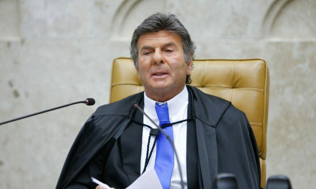 Luiz Fux retira julgamento sobre marco temporal da pauta do STF