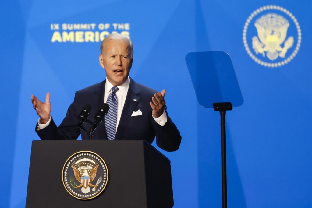 Na abertura da Cúpula, Biden diz que ‘democracia está sob ataque’