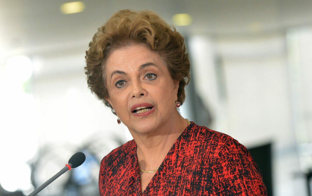 “Nós sempre sonhamos com uma sociedade socialista”, diz Dilma