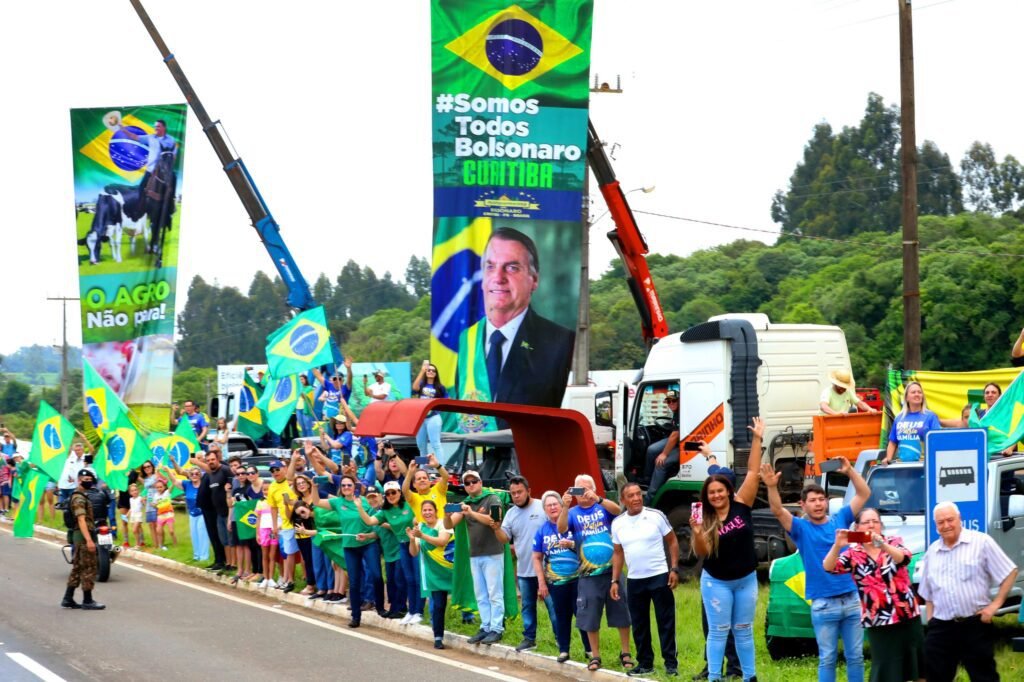 Pesquisa aponta crescimento de ‘repetição de voto’ em Bolsonaro em 2022