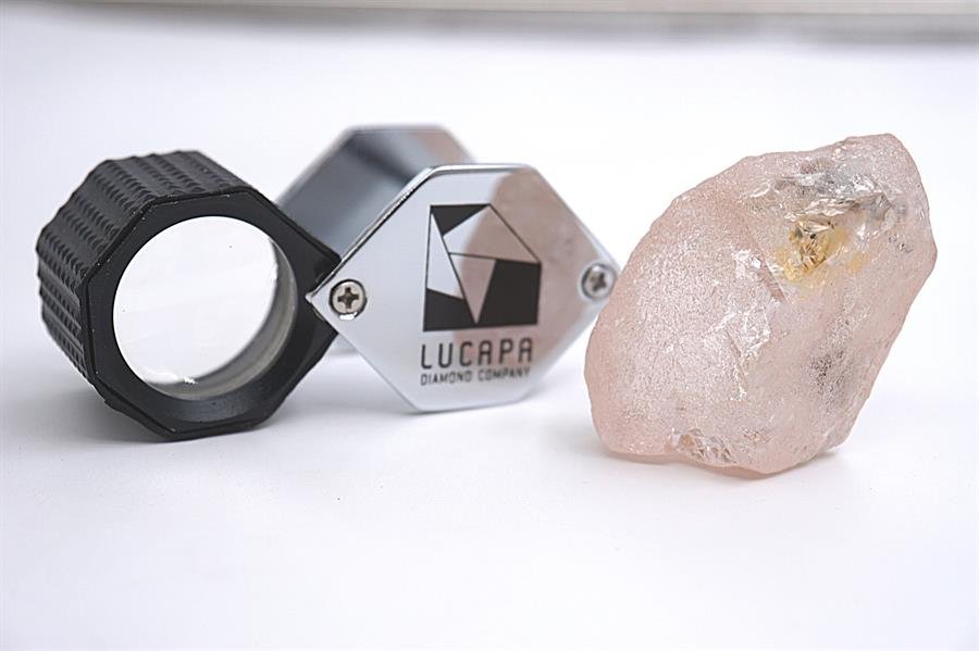 Diamante rosa de 170 quilates é encontrado em Angola