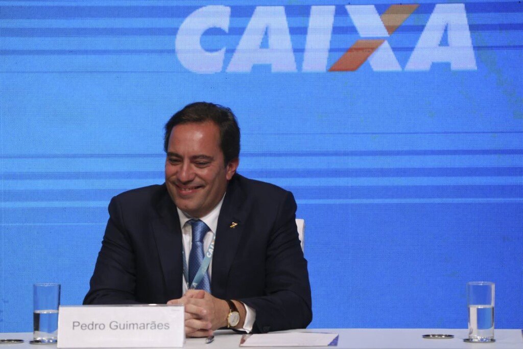 MPT pede para Caixa não pagar salário a Pedro Guimarães