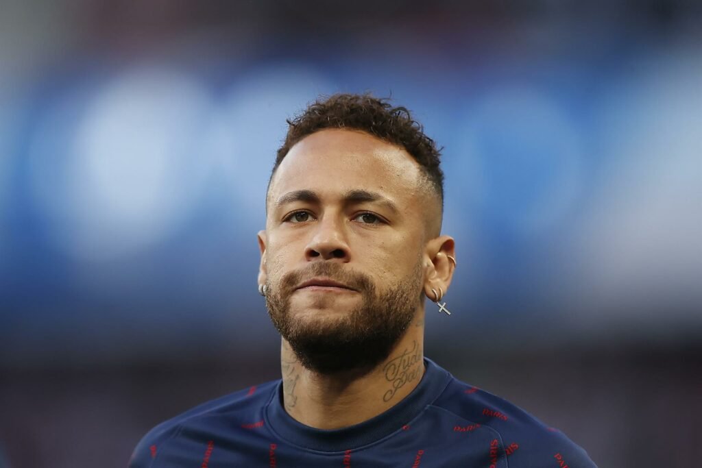 TRF decide que Neymar não pode ser preso por sonegação fiscal