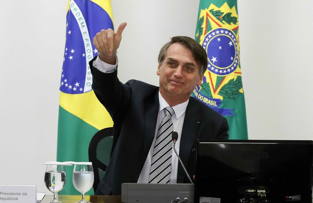 Bolsonaro diz que Petrobras deve anunciar “boa notícia” em breve