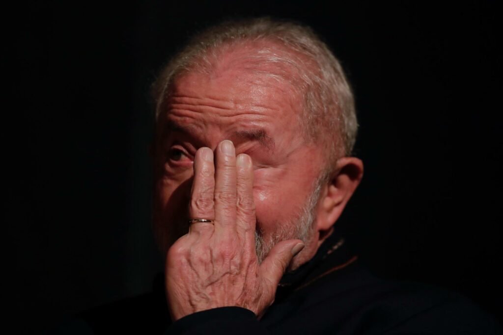 Prestes a se ‘encontrarem’, Lula diz que Bolsonaro está ‘possuído’