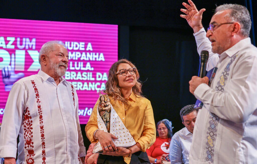 Ao lado de Lula, prefeito do PSOL diz que o Círio de Nazaré não é mais da Igreja Católica