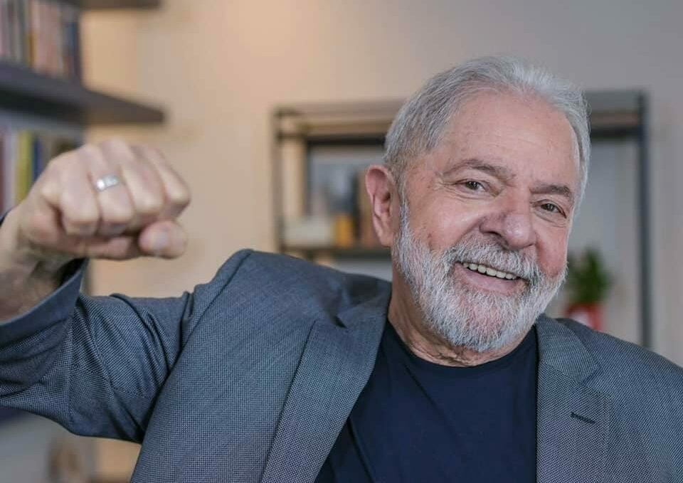Flavio ironiza Lula por dizer que “profissão mais honesta é a do político”