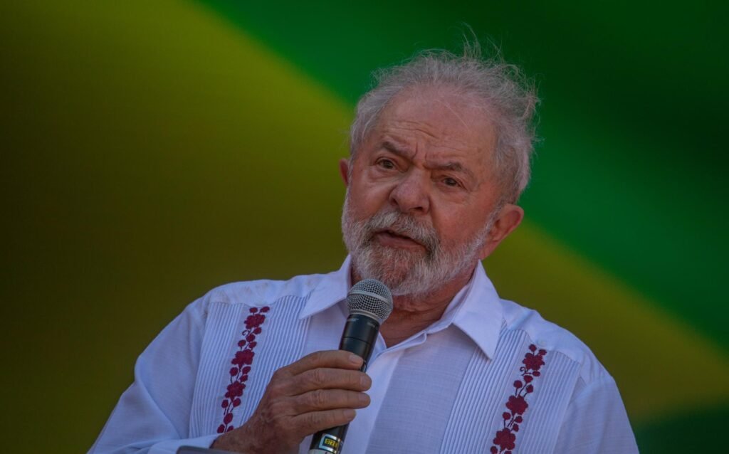 Lula se atrapalha e diz que Kalil será governador do Rio de Janeiro