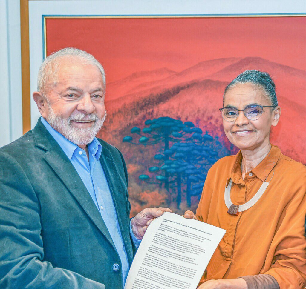 Marina Silva anuncia apoio a Lula citando ‘risco à democracia’