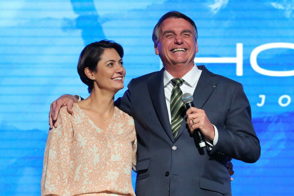 Michelle Bolsonaro: “A gente se completa, espiritual e técnico”