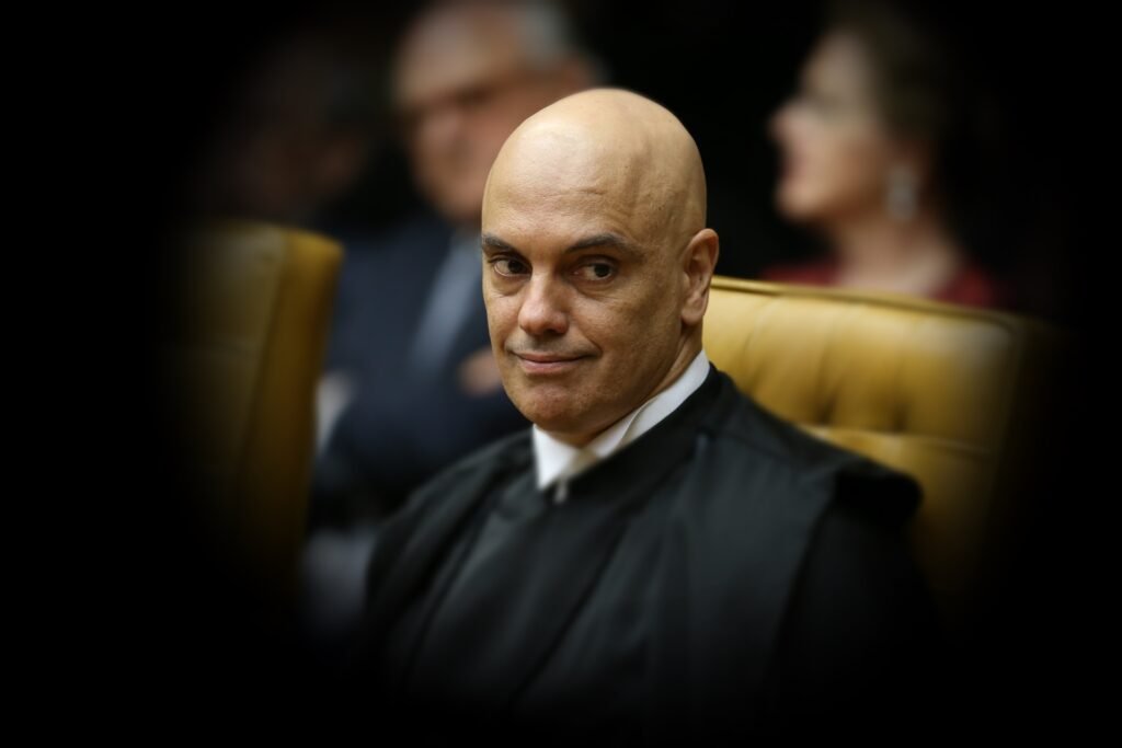 Moraes prorroga por mais 60 dias inquérito contra Bolsonaro sobre vacina