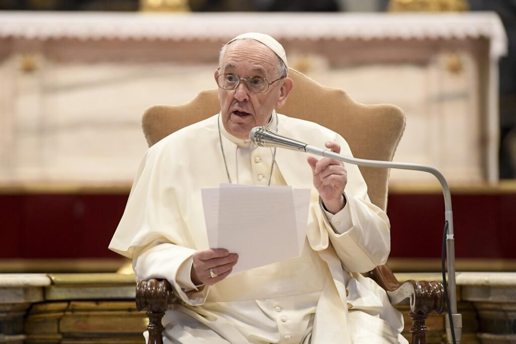 Papa Francisco alerta que ainda há risco de guerra nuclear