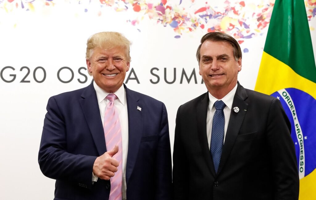 Trump apoia Jair Bolsonaro e o chama de “homem maravilhoso”