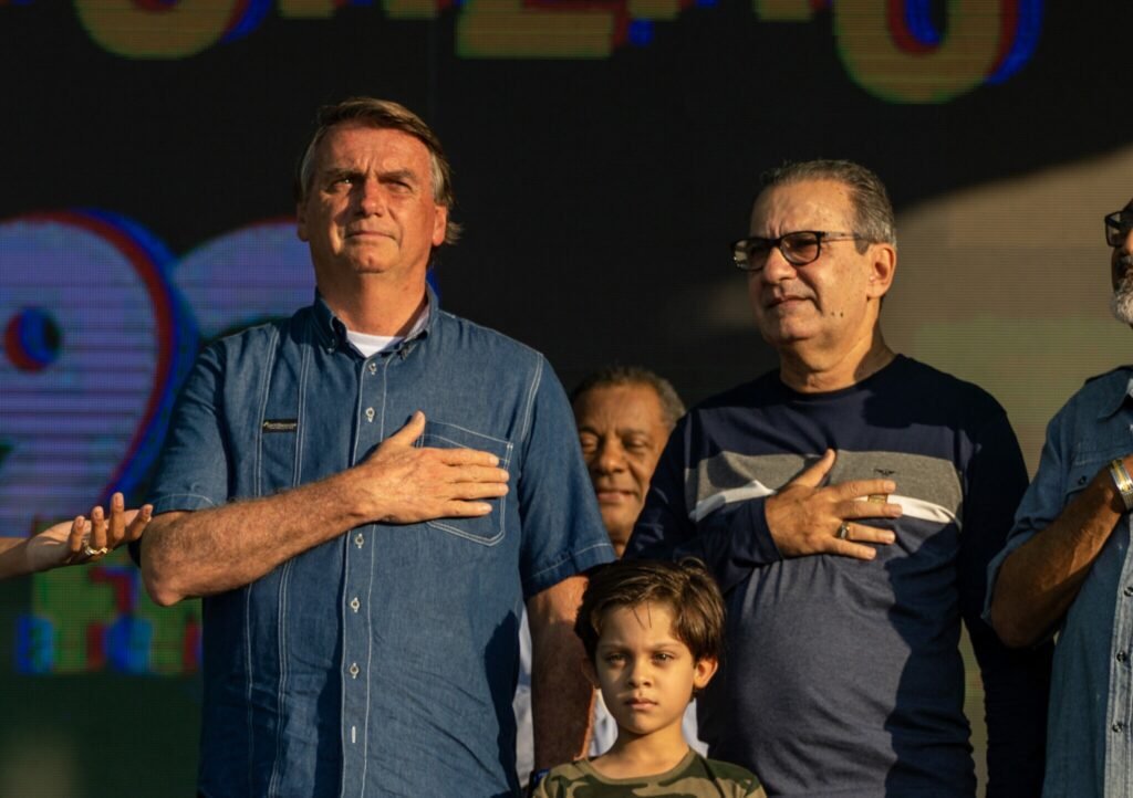 Vantagem de Bolsonaro cresce entre evangélicos, diz Datafolha