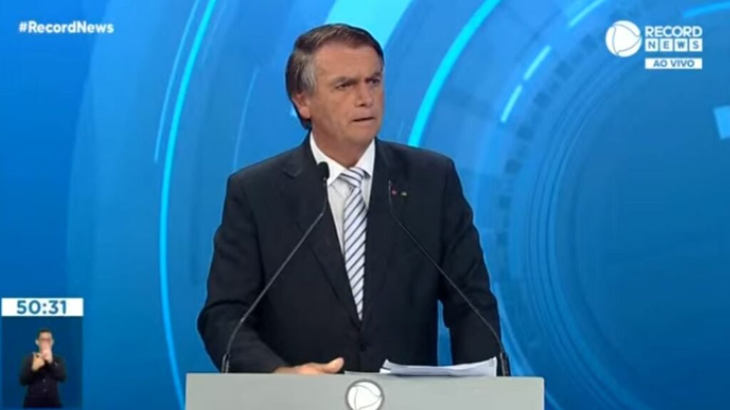 Bolsonaro: “Jefferson apresentou notícia-crime contra mim”