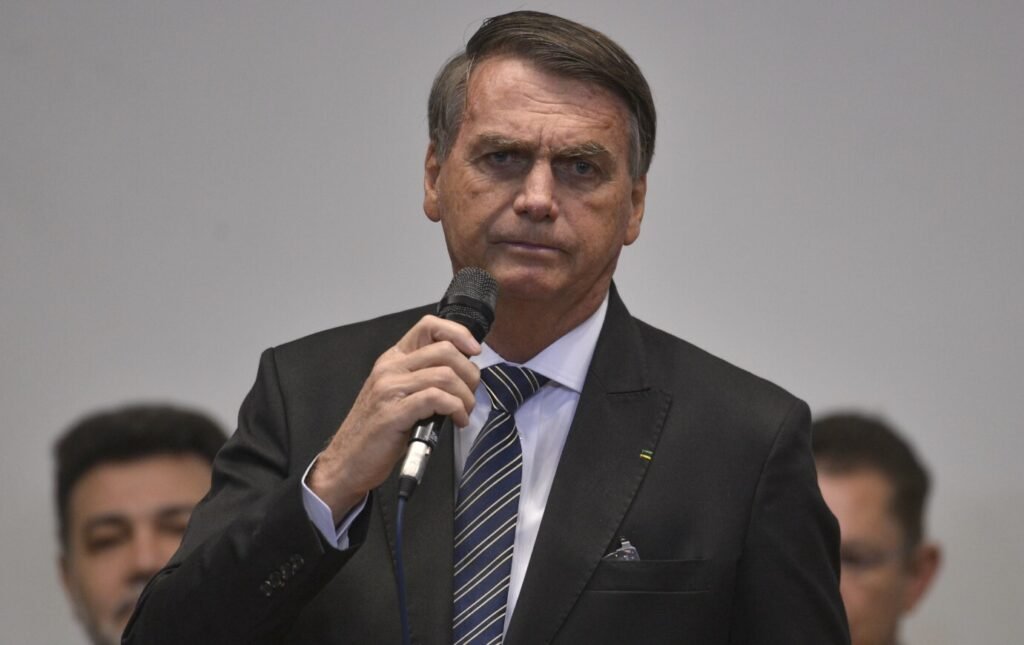 Bolsonaro fará pronunciamento nesta 2ª feira, diz Cajado