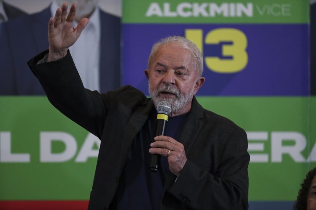 Campanha de Lula pede remoção de vídeo que liga petista ao satanismo