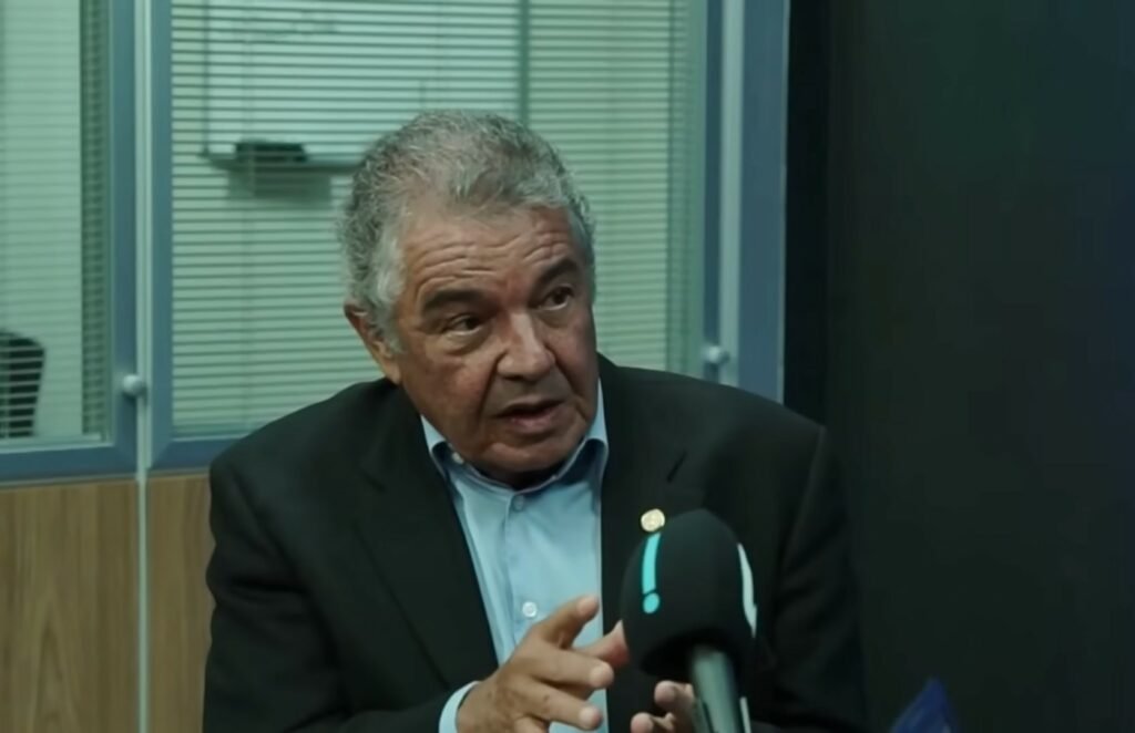 Ex-ministro Marco Aurélio Mello reforça voto em Bolsonaro