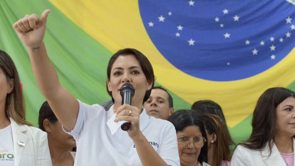 “Não podemos entregar a nossa nação”, diz Michelle Bolsonaro