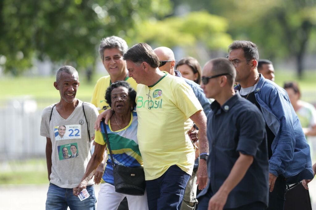 TRE-RJ não vê irregularidade em deslocamento de Bolsonaro no RJ