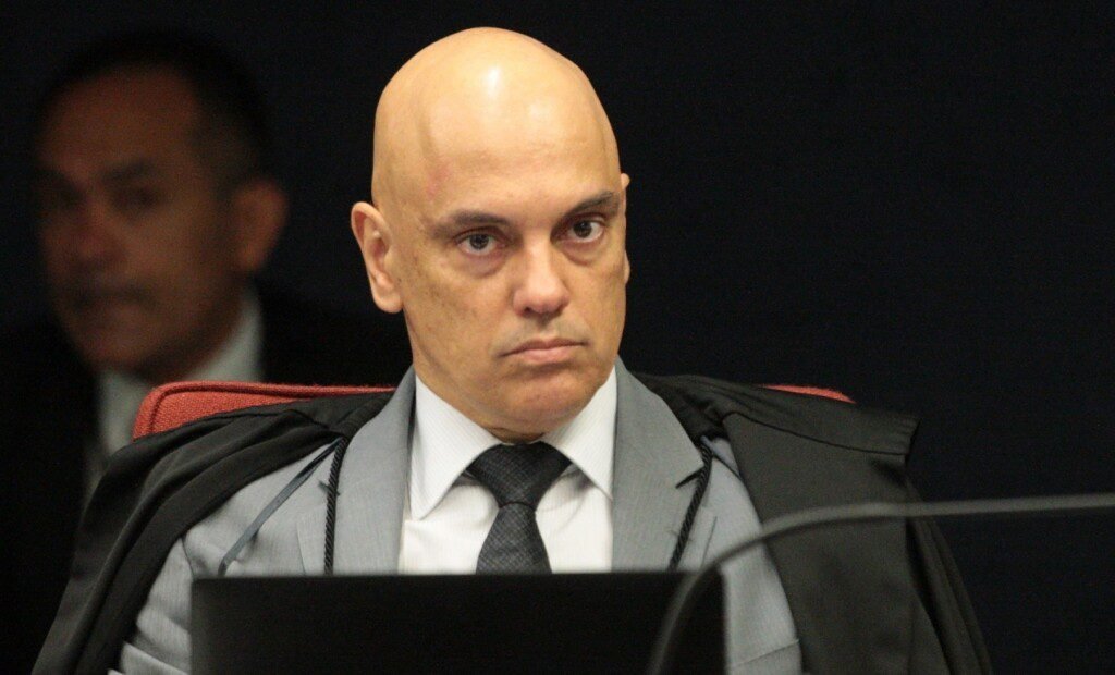 Telegram: Moraes retira do ar dois grupos de apoio a Bolsonaro