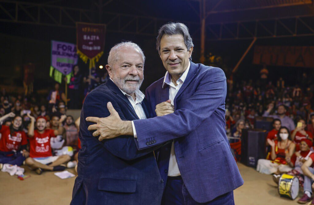 Moraes decide adiar votação das contas de 2018 de Lula e Haddad