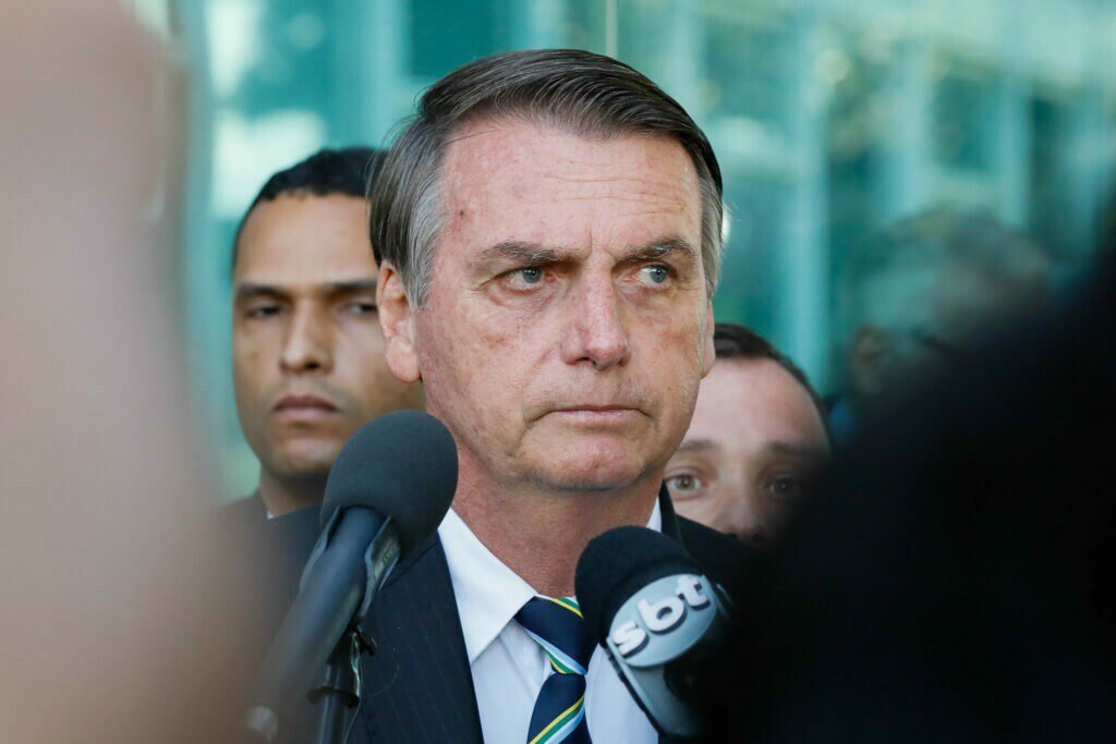 AO VIVO! Jair Bolsonaro quebra o silêncio após resultado