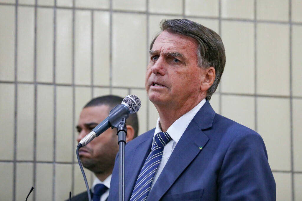Bolsonaro nomeia 2 novos ministros para o STJ