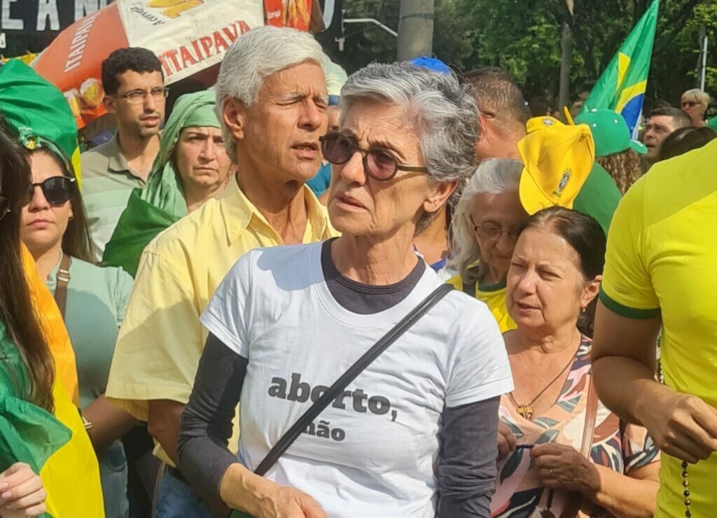 Cássia Kis sofre perseguição na TV Globo por críticas à imprensa