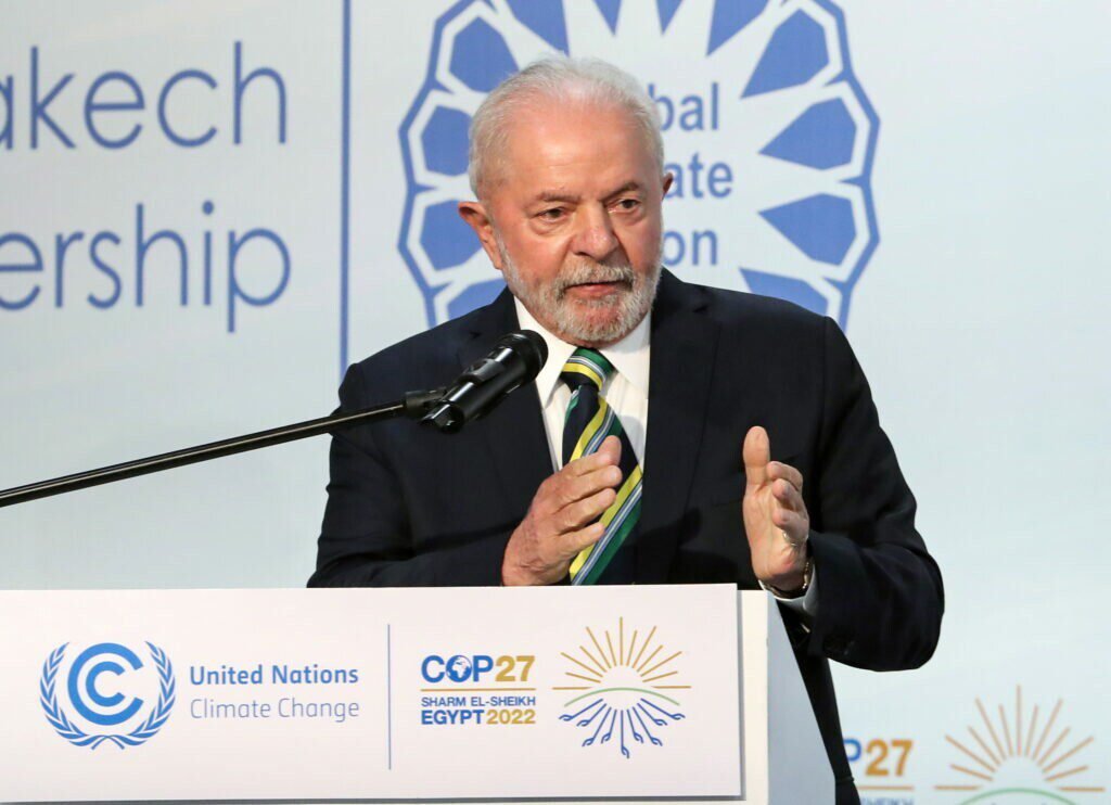 Economistas que apoiaram Lula criticam o petista em carta