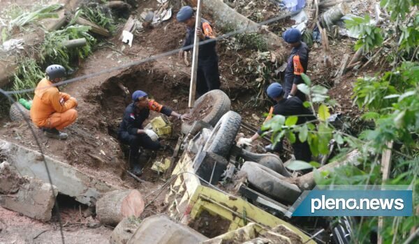 Indonésia: Número de mortos em terremoto passa de 250