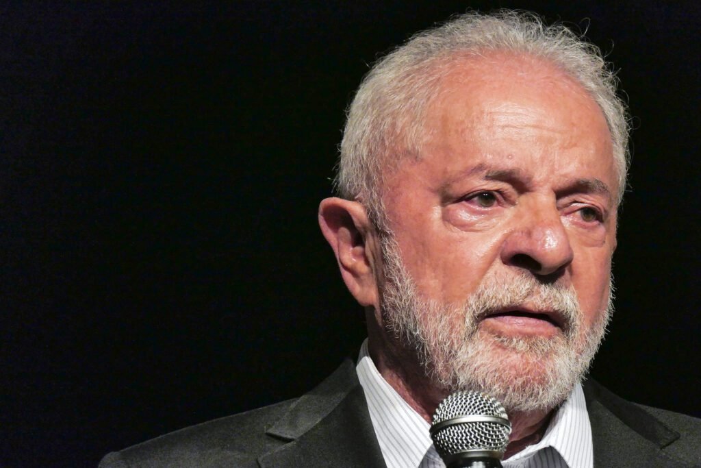 Lula deve anunciar medidas de regulação da internet nos 100 primeiros dias de governo