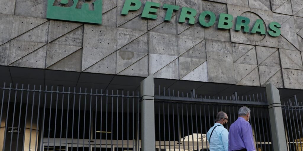 Petrobras seguiu política de remuneração, diz diretor sobre dividendos