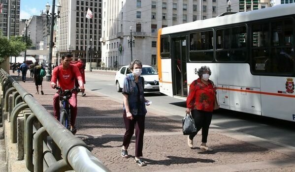 SP: Conselho recomenda máscaras no transporte público