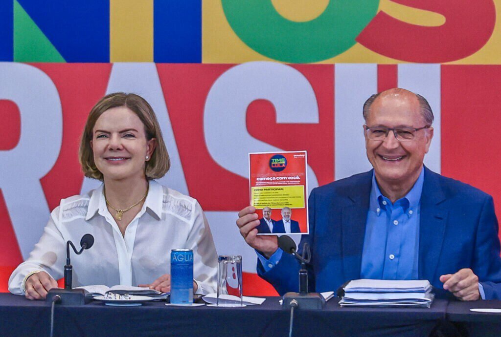 Sem Lula, Alckmin e Gleisi terão momento de pipoca e guaraná